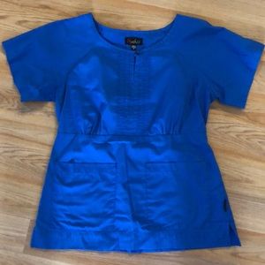 Peaches Maternity Scrub Top Medium
